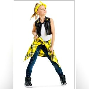 CS Weissman Hip Hop costume